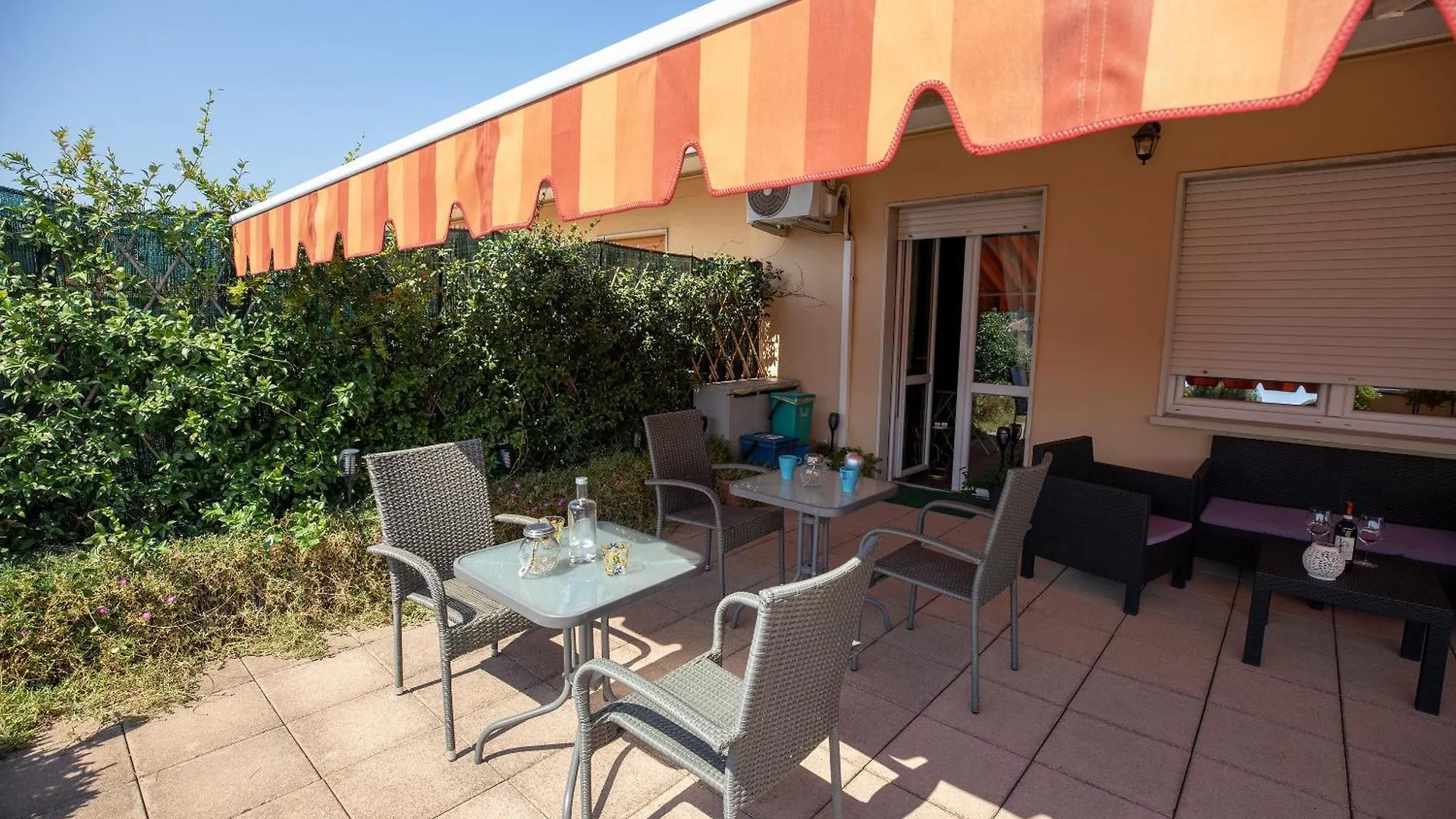 Guest house Bru Rooms Peschiera del Garda Italy