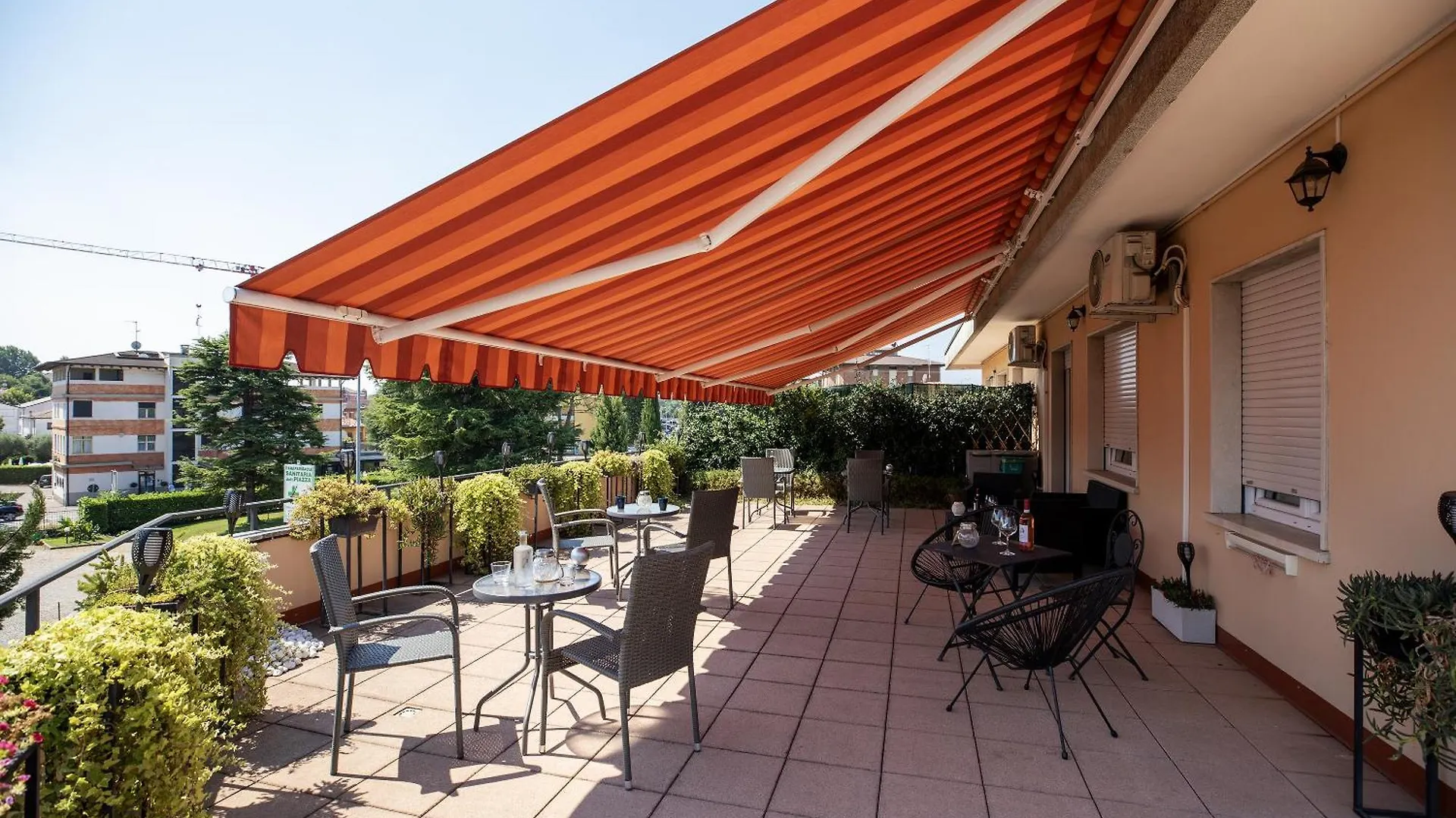 Bru Rooms Peschiera del Garda Italy