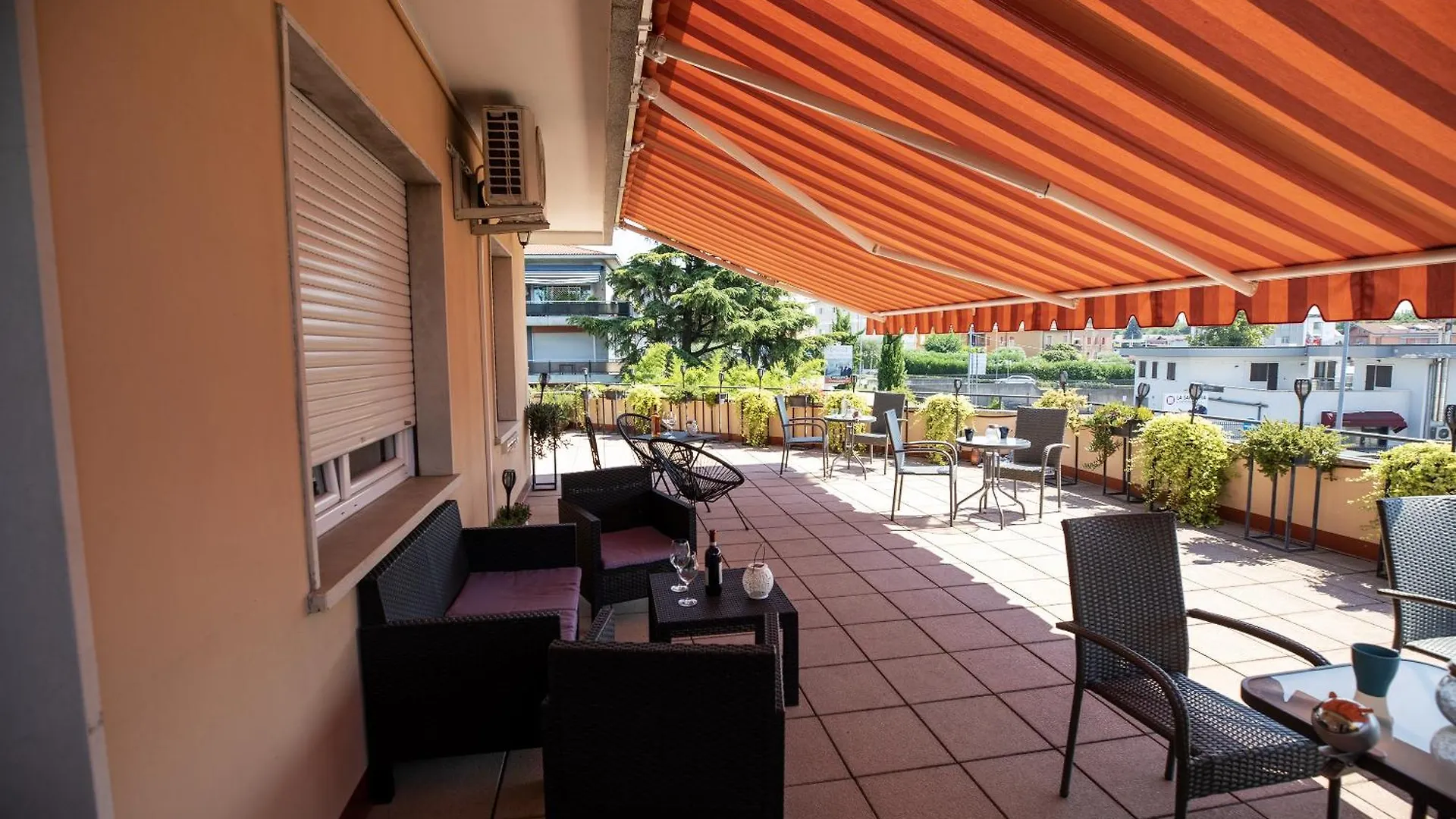 Guest house Bru Rooms Peschiera del Garda Italy
